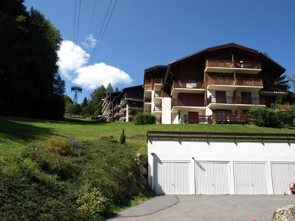 Chalet La Piste Bleu Сен-Жерве-Ле-Бэн Номер фото